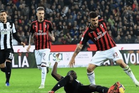 意甲倒计时，AC米兰今夜临场应变，细节引发关注，球迷炸锅，阵容厚度经受考验的简单介绍-爱游戏官方网站