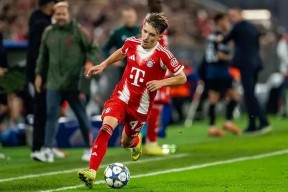 拜仁慕尼黑发布备战花絮，赛前豪取连胜，荷甲任务艰巨，训练强度明显提升的简单介绍-爱游戏官网