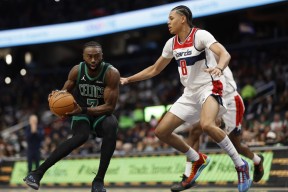 国际比赛日体能课后；华盛顿奇才战术微调备战NBA常规赛；更衣室稳定；高层口径保持一致(华盛顿奇才队又连败了)-爱游戏官网