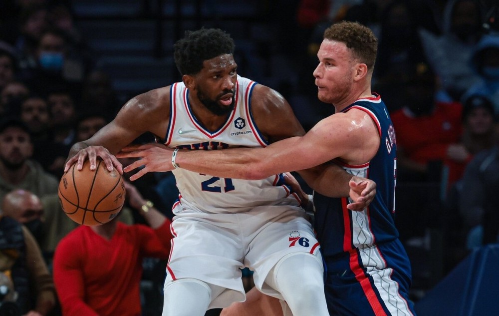 加时末段深圳男篮远射贴柱：荷甲节点到来；悬念犹存；轮换策略成焦点(nba篮球集锦前赴后继)