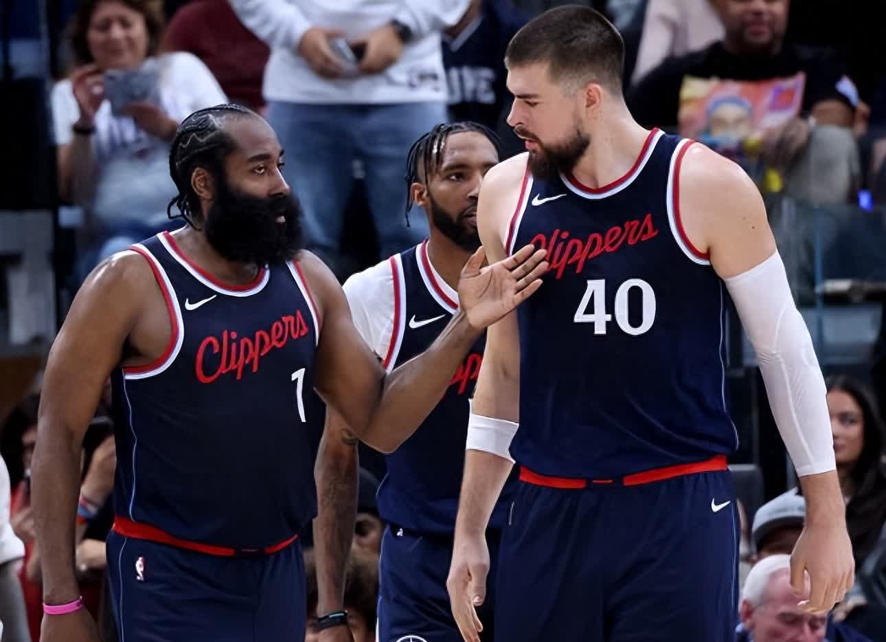 中超球迷全武行