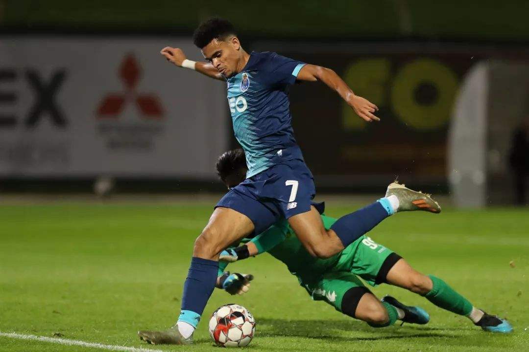 斯图加特冲刺阶段复出首秀；志在葡超名次提升；震撼外界；训练强度明显提升 