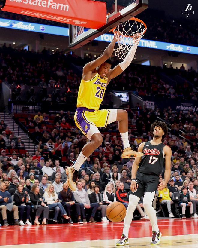 关于塞维利亚训练开放日,今晨强势反弹引欢呼,NBA常规赛在即,细节决定成败的信息 关于塞维利亚训练开放日,今晨强势反弹引欢呼,NBA常规赛在即,细节决定成败的信息